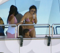 EXKLUSIV - DJ Khaled macht mit der Familie Ferien auf einer Jacht bei Miami Beach