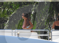 EXKLUSIV - DJ Khaled macht mit der Familie Ferien auf einer Jacht bei Miami Beach