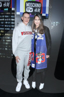 PEOPLE - Promis an der Moschino x H&M Show in New York