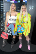 PEOPLE - Promis an der Moschino x H&M Show in New York
