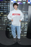 PEOPLE - Promis an der Moschino x H&M Show in New York