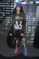 PEOPLE - Promis an der Moschino x H&M Show in New York