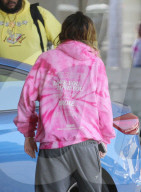 EXKLUSIV - Bella Thorne und Mod Sun 'undercover' am Flughafen von LA
