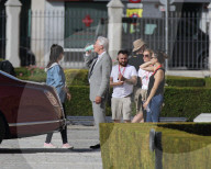 PEOPLE - Richard Gere bei Dreharbeiten zu 'Mother, Father, Son' in Sevilla