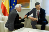 PEOPLE - Spanien: Richard Gere und Alejandra Silva zu Besuch im Parlament