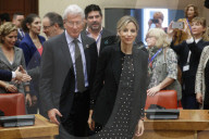 PEOPLE - Spanien: Richard Gere und Alejandra Silva zu Besuch im Parlament