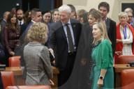 PEOPLE - Spanien: Richard Gere und Alejandra Silva zu Besuch im Parlament