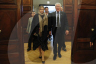 PEOPLE - Spanien: Richard Gere und Alejandra Silva zu Besuch im Parlament