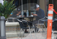 EXKLUSIV - James Franco in Malibu unterwegs