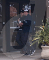EXKLUSIV - James Franco in Malibu unterwegs