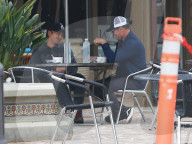 EXKLUSIV - James Franco in Malibu unterwegs