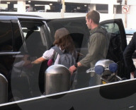 EXKLUSIV - Natalie Portman mit Baby Amalia am Flughafen von LA