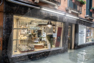 NEWS - Venedig: Markusplatz nach Hochwasser evakuiert