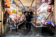 NEWS - Venedig: Markusplatz nach Hochwasser evakuiert