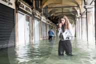 NEWS - Venedig: Markusplatz nach Hochwasser evakuiert