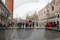 NEWS - Venedig: Markusplatz nach Hochwasser evakuiert