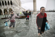 NEWS - Italien: Sehr hohes Hochwasser in Venedig