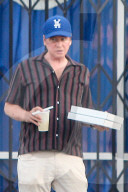 EXKLUSIV - Val Kilmer wirkt etwas neben der Spur