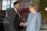 NEWS - Angela Merkel begrüsst Politgrössen zur Konferenz "G20 Compact with Africa" in Berlin