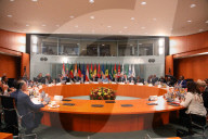 NEWS - Angela Merkel begrüsst Politgrössen zur Konferenz "G20 Compact with Africa" in Berlin