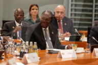 NEWS - Angela Merkel begrüsst Politgrössen zur Konferenz "G20 Compact with Africa" in Berlin