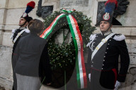 FEATURE - Pix of the Day: Bilder des Tages