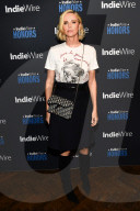 PEOPLE - Charlize Theron an den IndieWire Honors in Los Angeles