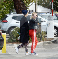 EXKLUSIV - Ashley Simpson mit Cara Delevingne in Studio City unterwegs