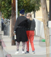 EXKLUSIV - Ashley Simpson mit Cara Delevingne in Studio City unterwegs