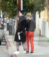 EXKLUSIV - Ashley Simpson mit Cara Delevingne in Studio City unterwegs