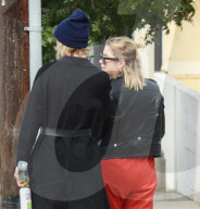 EXKLUSIV - Ashley Simpson mit Cara Delevingne in Studio City unterwegs