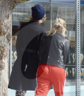 EXKLUSIV - Ashley Simpson mit Cara Delevingne in Studio City unterwegs