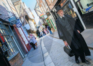 FEATURE - 'Streets of Britain' - So leben die Engländer