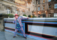 FEATURE - 'Streets of Britain' - So leben die Engländer