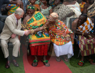 PEOPLE - Charles besucht eine Kakao Farm in Ghana
