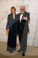 PEOPLE - Promis an der Operngala für die Deutsche AIDS-Stiftung in Berlin