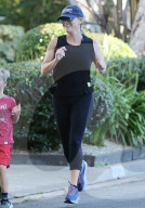 PEOPLE - Reese Witherspoon joggt mit Tennessee