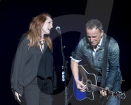 PEOPLE - Stand Up For Heroes: Bruce Springsteen live in New York