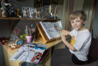 FEATURE - Drew Marr (10) produziert und vertreibt eigene Comic-Bücher weltweit