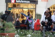 EXKLUSIV - Jaden Smith bei Dreharbeiten in Calabasas