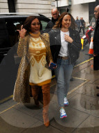 PEOPLE - Spice Girls zu Besuch bei BBC Radio 2