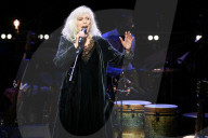 PEOPLE - Joni 75: Hippie-Ikone Joni Mitchell feiert Geburtstag in LA