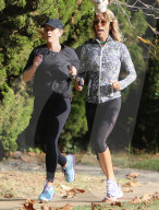 PEOPLE - Reese Witherspoon beim Joggen in Los Angeles