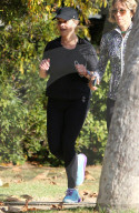 PEOPLE - Reese Witherspoon beim Joggen in Los Angeles