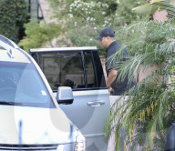 EXKLUSIV - Kanye West lässt seine Familie von zu Hause evakuieren