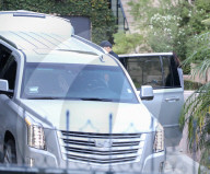 EXKLUSIV - Kanye West lässt seine Familie von zu Hause evakuieren
