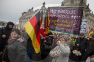 NEWS - AfD-Demonstration im Berliner Regierungsviertel gegen den UN-Migrationspakt.