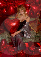 PEOPLE - Goldie Hawn und andere Promis sammeln in London Geld für den guten Zweck