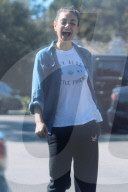 EXKLUSIV - Mila Kunis im Schlabber-Look in Bel-Air unterwegs