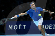 NEWS - Tennis ATP Finals: Federer gewint gegen Thiem